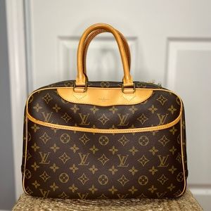 Louis Vuitton Deauville